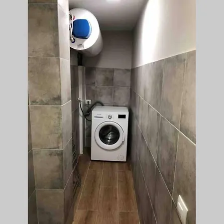 2 Bedroom Sants Apartment *