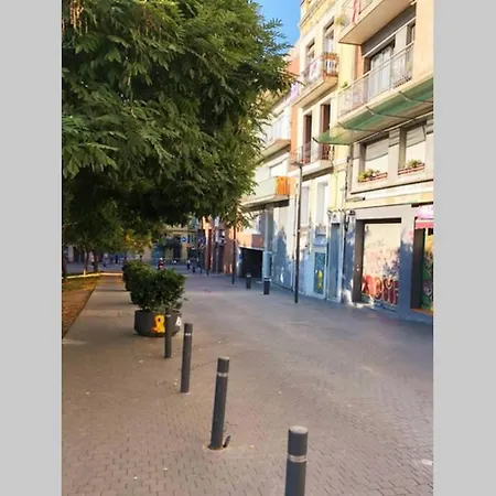 2 Bedroom Sants Apartment Barcelona