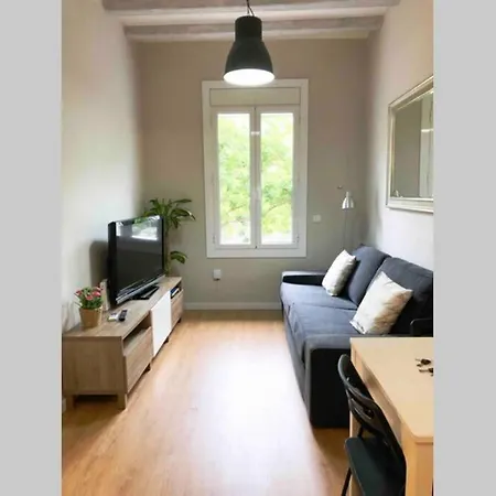 דירה 2 Bedroom Sants *