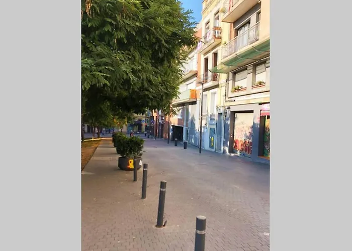2 Bedroom Sants Lejlighed Barcelona